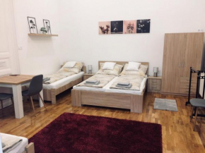 Déri Kert Apartmanház A